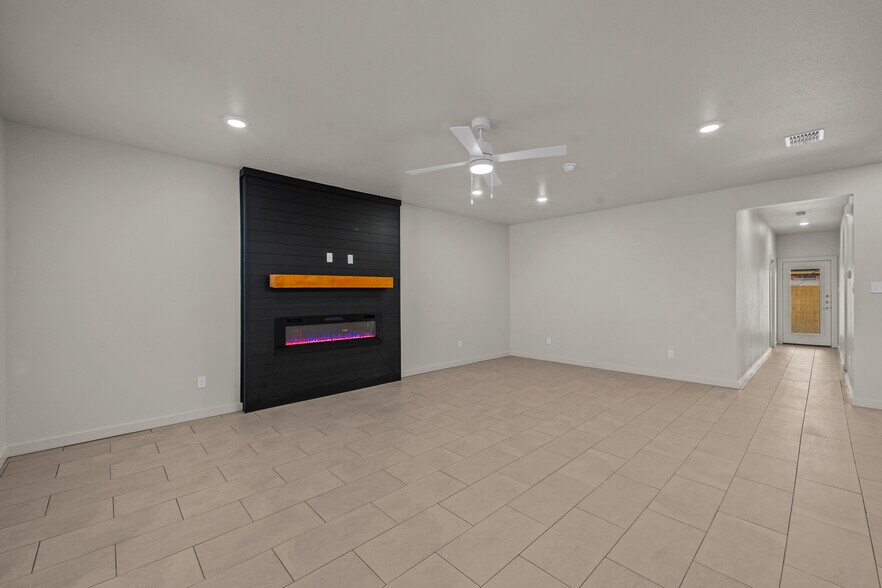 More Photos Of 7030-7036 41st st, Lubbock Apartments For Sale