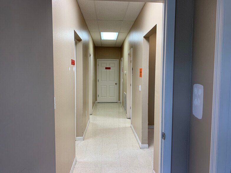 More Photos Of 4511 Sun N Lake Blvd, Sebring Medical For Lease