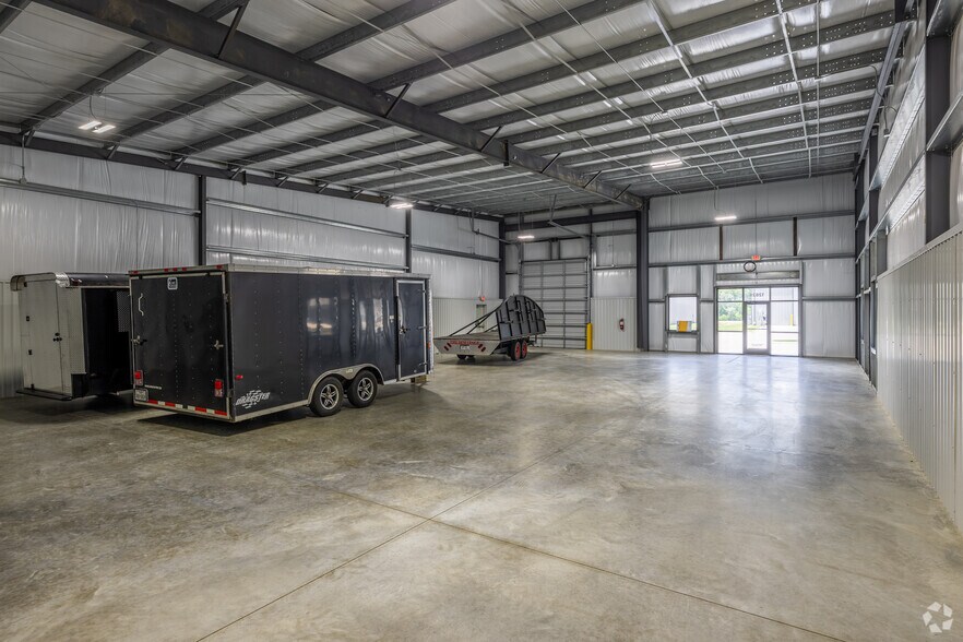 More Photos Of 12822 Cypress Valley Rd, Cypress Warehouse For Sale