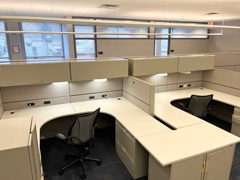 More Photos Of 501 Technology Dr, Canonsburg Office For Lease