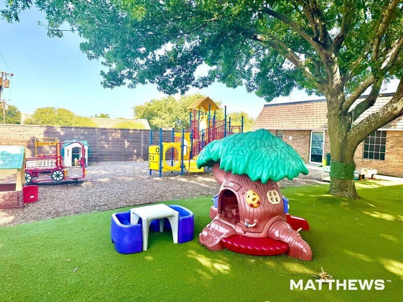 More Photos Of 2131 Teakwood ln, Plano Daycare Center For Sale