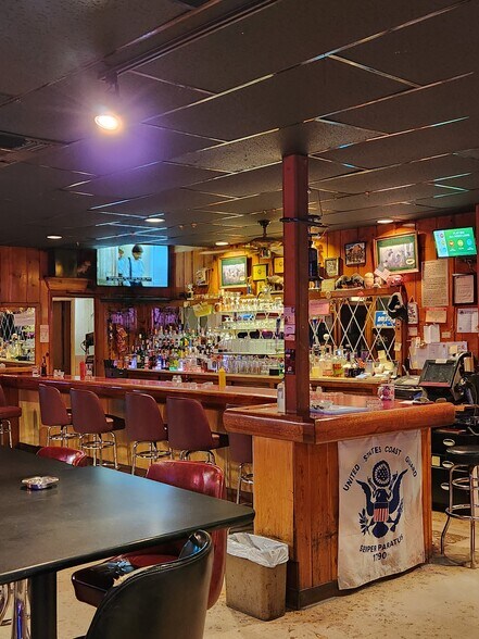 More Photos Of 100 1st St, Ault General Retail For Lease