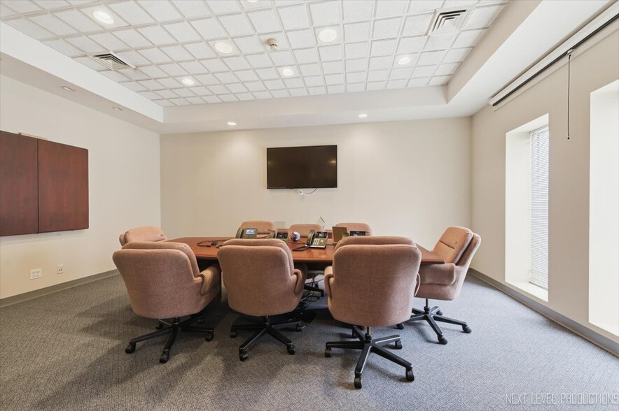 More Photos Of 2051 Ogden Ave, Downers Grove Office For Sale