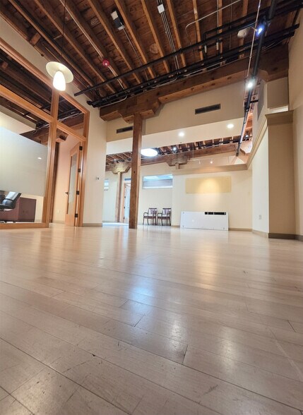 More Photos Of 1660 17th St, Denver Office Residential For Sale