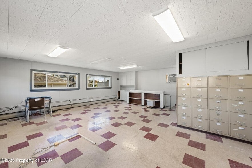 More Photos Of 36 Atherton Ave, Wyoming Warehouse For Sale