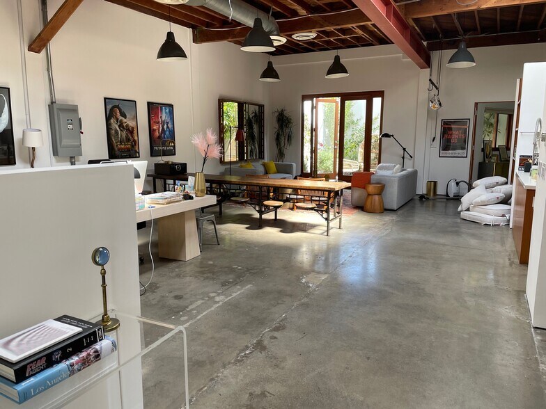 More Photos Of 612-624 Hampton Dr, Venice Loft Creative Space For Lease