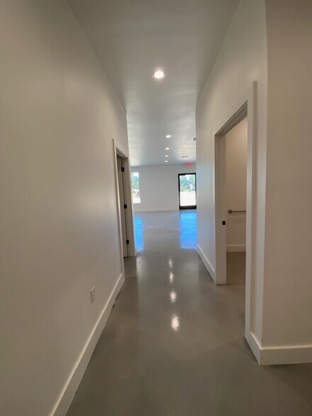 More Photos Of 391 Mill Creek Dr, Salado Office For Lease