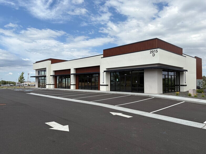 More Photos Of 2915 N 20th Ave, Pasco Office For Lease