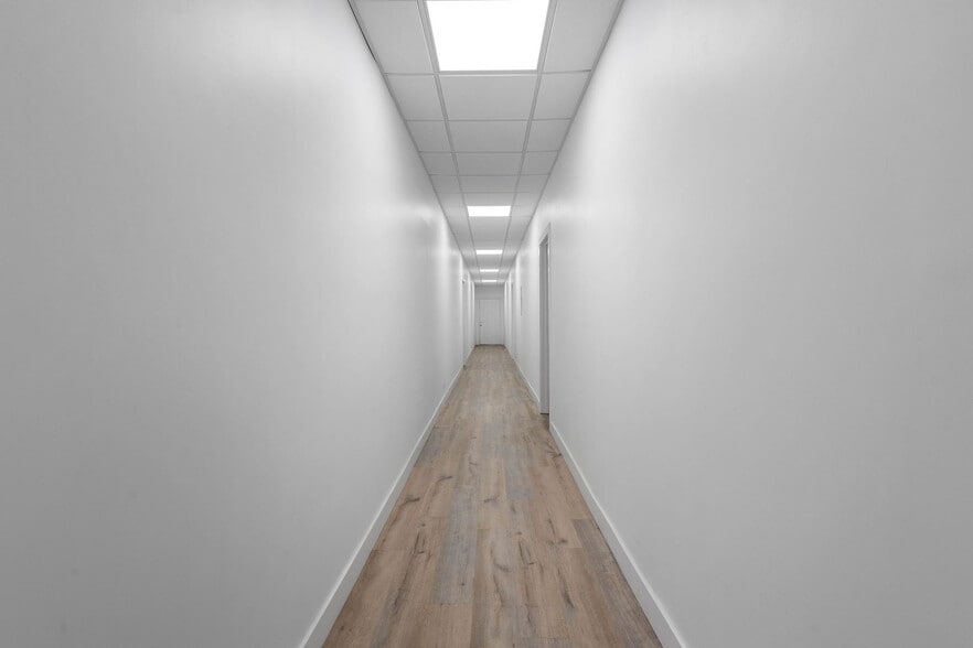 More Photos Of 3170 E 11th St, Los Angeles Warehouse For Lease