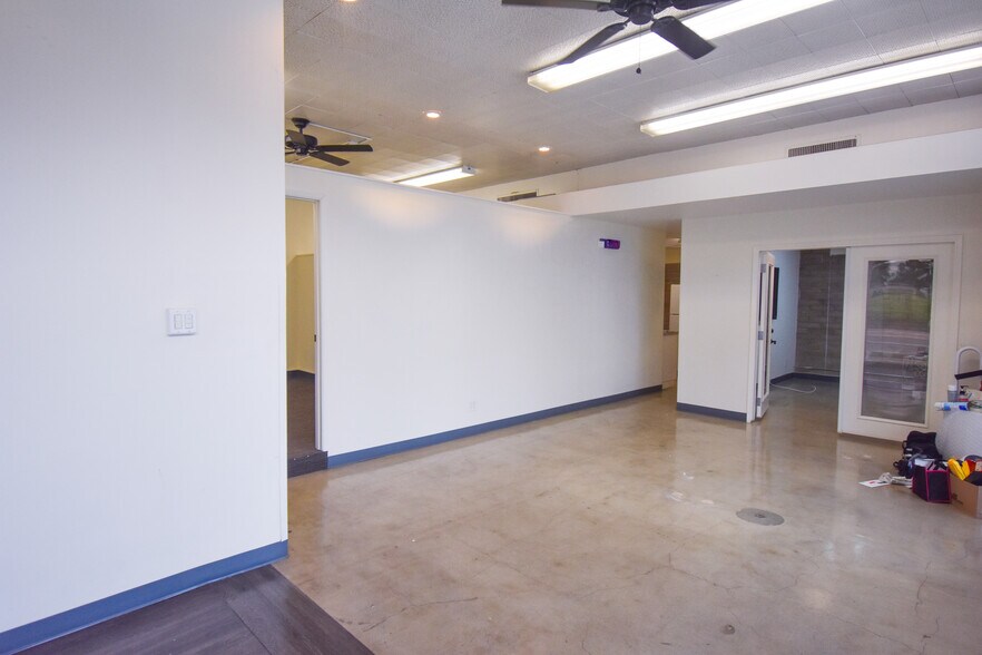 More Photos Of 139-145 N Prairie Ave, Inglewood Office For Sale