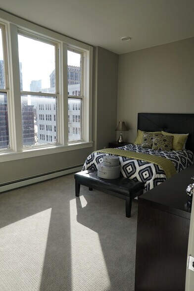 More Photos Of 135 W Wells St, Milwaukee Coworking Space