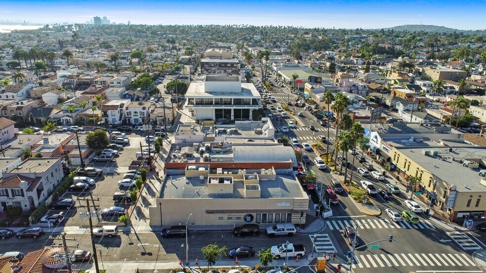 More Photos Of 5242-5246 E 2nd St, Long Beach Restaurant For Sale