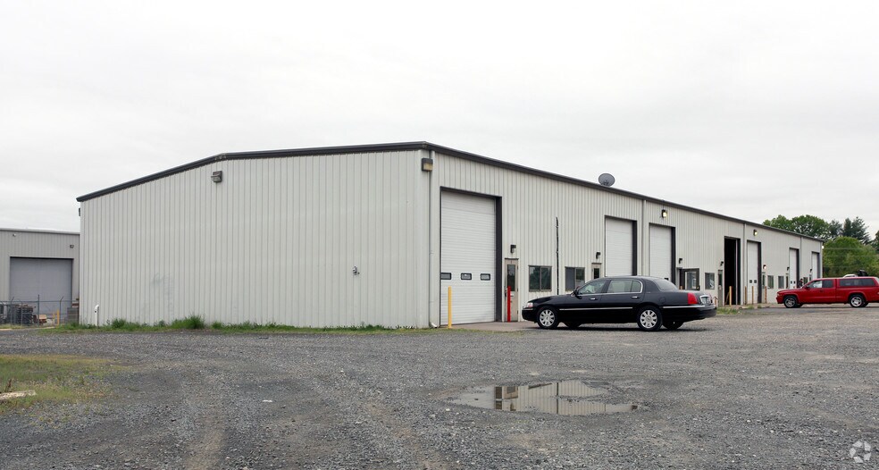 Primary Photo Of 10210 Marsh Rd, Bealeton Warehouse For Lease
