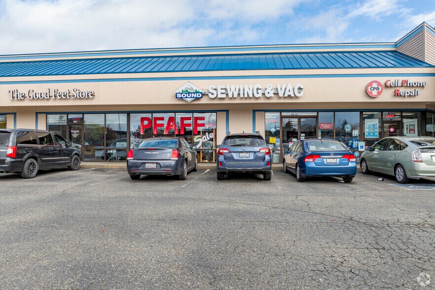 More Photos Of 10600 Silverdale Way NW, Silverdale General Retail For Lease