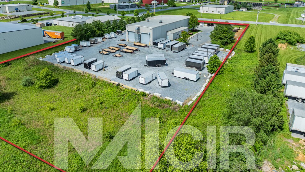 More Photos Of 40 Landings Dr, Annville Industrial For Sale