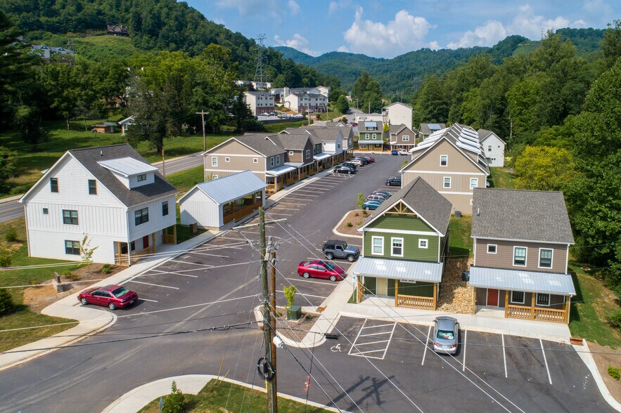 More Photos Of 4616 Little Savannah Rd, Cullowhee Apartments For Sale
