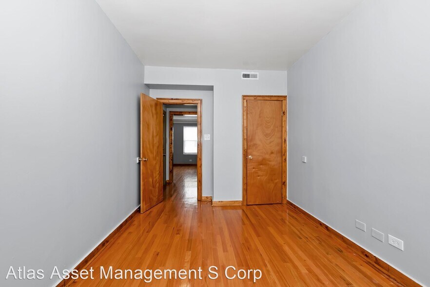 More Photos Of 6237-6245 S Kedzie Ave, Chicago Multifamily For Sale