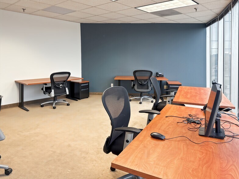 More Photos Of 5601 Bridge St, Fort Worth Coworking Space