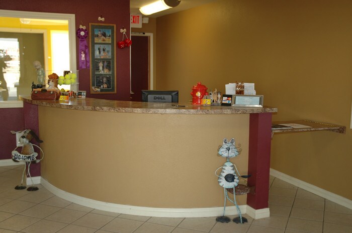 More Photos Of 2675 W Arby, Las Vegas Veterinarian Kennel For Sale