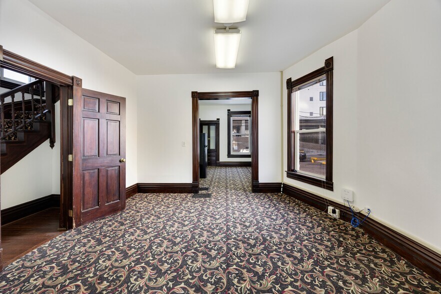 More Photos Of 1325 Delaware St, Denver Office For Lease