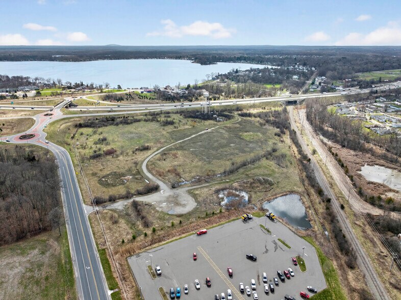 More Photos Of 435 W Eight Mile Rd, Whitmore Lake Land For Sale
