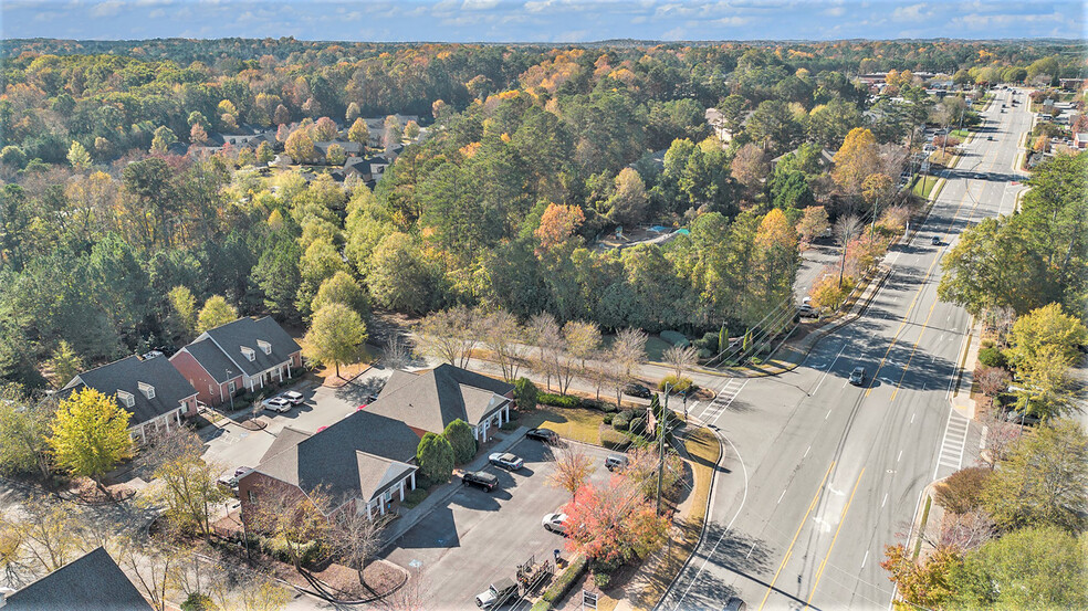 Primary Photo Of 1690 Stone Village Ln, Kennesaw Medical For Lease