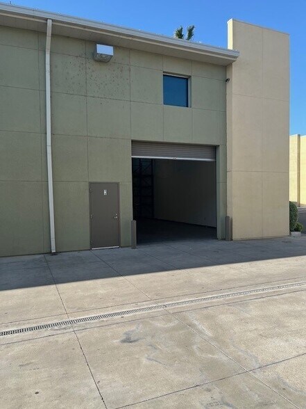 More Photos Of 2145 Elkins Way, Brentwood Warehouse For Lease