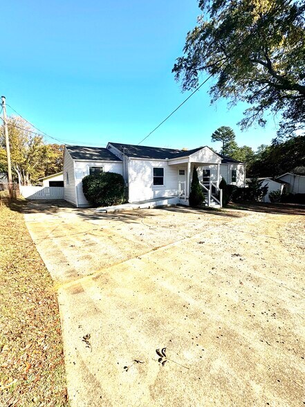 More Photos Of 1741 Spring St, Smyrna Medical For Lease