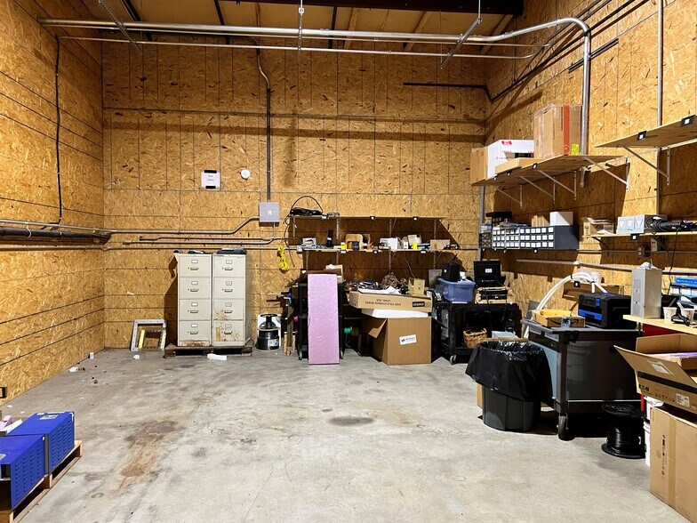 More Photos Of 4395 Sunnymeade Rd, Rustburg Industrial For Lease