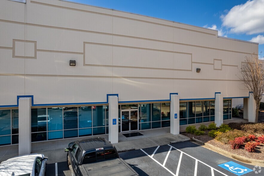 More Photos Of 1925 Shiloh Rd, Kennesaw Warehouse For Lease
