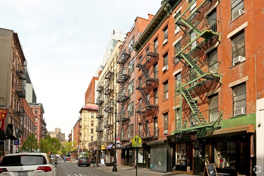 More Photos Of 162 Orchard St, New York Apartments For Lease