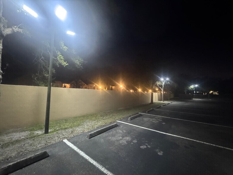 More Photos Of 1490 Sunshadow Dr, Casselberry Loft Creative Space For Lease