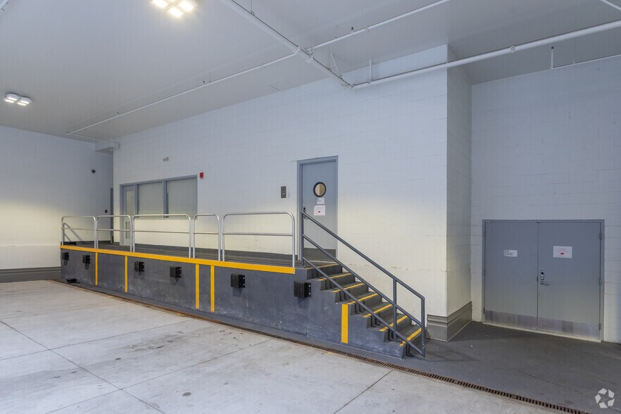 More Photos Of 980 Howe St, Vancouver Office For Lease