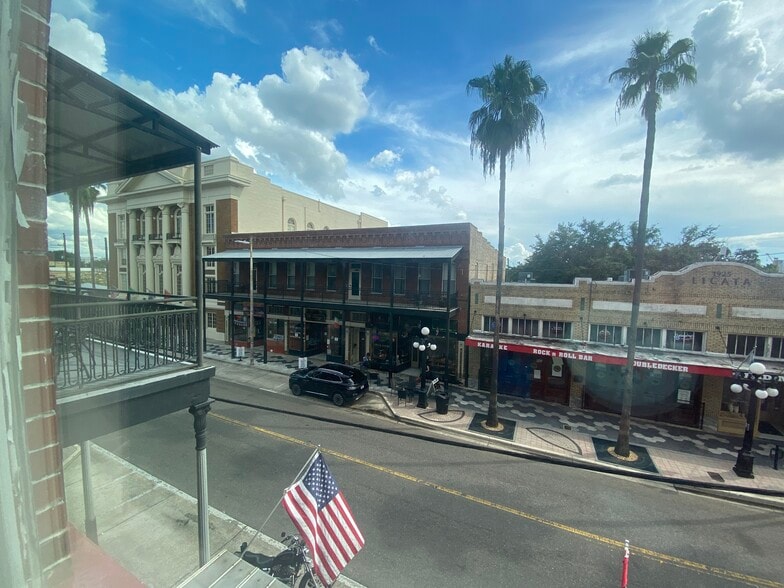 More Photos Of 1718 7th Ave E, Tampa Loft Creative Space For Lease