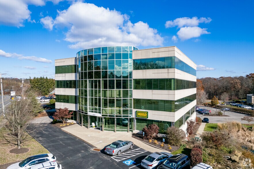 Primary Photo Of 2100 Corporate Dr, Wexford Office For Lease