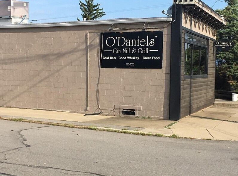 More Photos Of 1305 Abbott Rd, Buffalo Restaurant For Sale