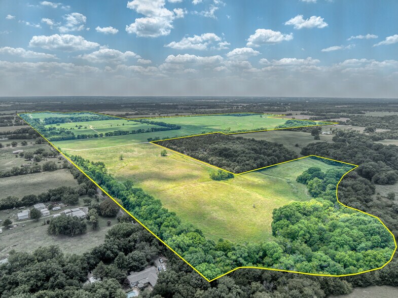 More Photos Of 606.51 Acres, Sherman Land For Sale