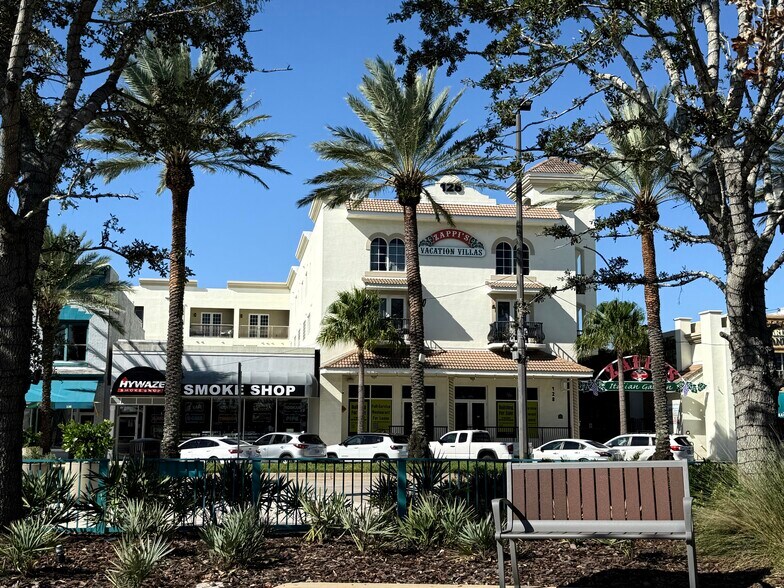 More Photos Of 128 S Beach St, Daytona Beach Apartments For Sale