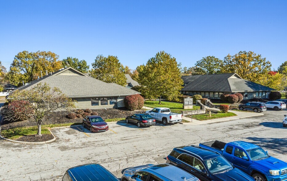 Primary Photo Of 6484 E Main, Reynoldsburg Medical For Sale