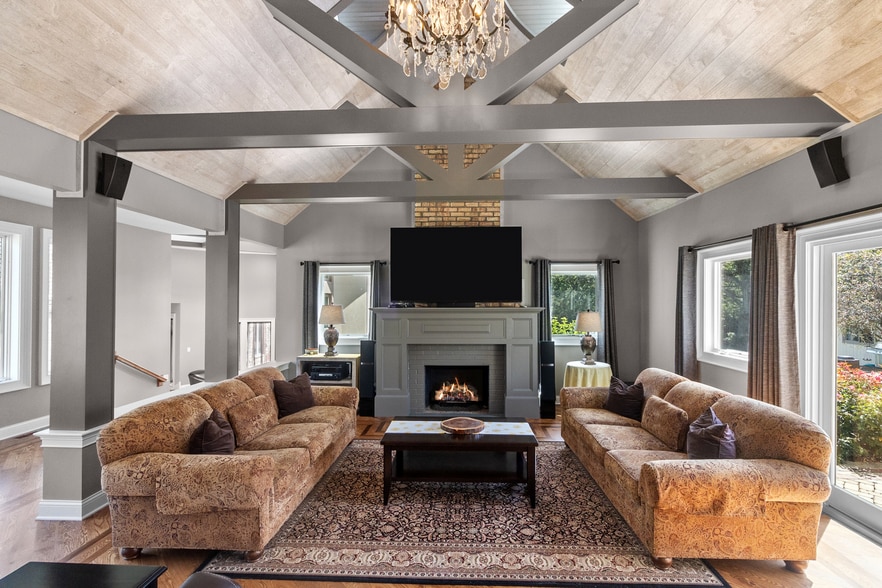 More Photos Of 8508 Il Route 120, Woodstock Specialty For Sale