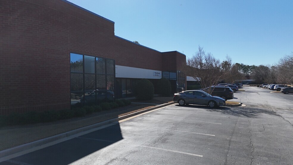 More Photos Of 5255 Snapfinger Park Dr, Lithonia Light Distribution For Lease