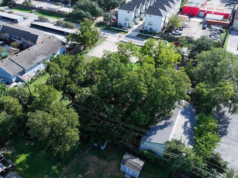 More Photos Of 1405-1409 Cedar Post Ln, Houston Land For Sale