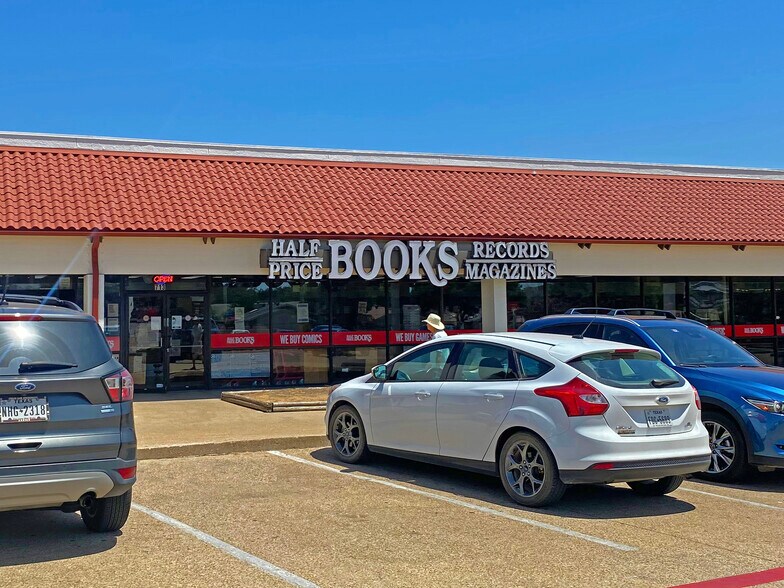 More Photos Of 601-735 Harwood Rd, Bedford Unknown For Lease