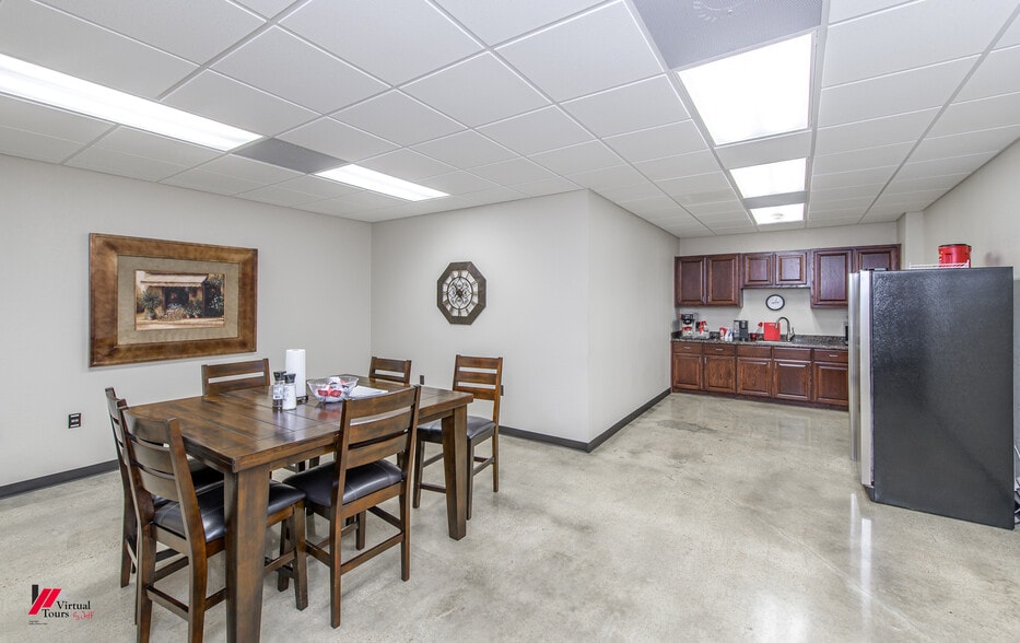 More Photos Of 3636 New Boston Rd, Texarkana Flex For Sale