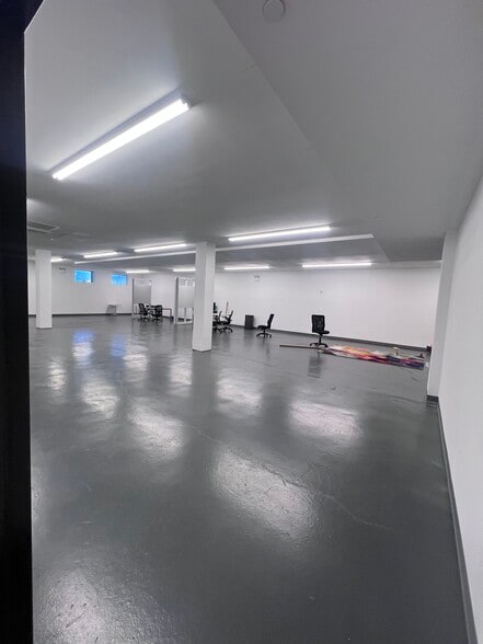 More Photos Of 39-04 29th St, Long Island City Apartments For Lease