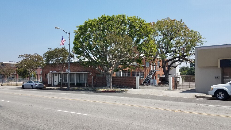 Primary Photo Of 1133 Mission St, South Pasadena Showroom For Lease