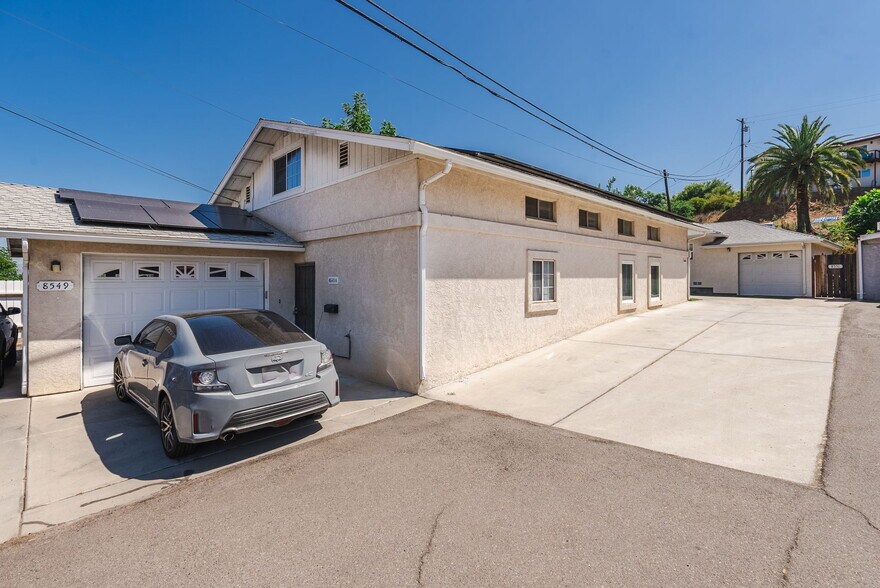 More Photos Of 8545-49 Winter Gardens Blvd, Lakeside Apartments For Sale