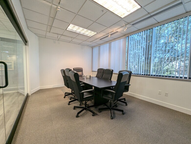 More Photos Of 574-584 S State St, Orem Office For Sale