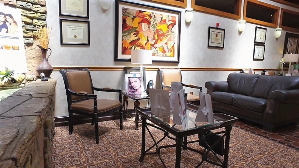 More Photos Of 130 E Hillcrest St, Orlando Medical For Sale