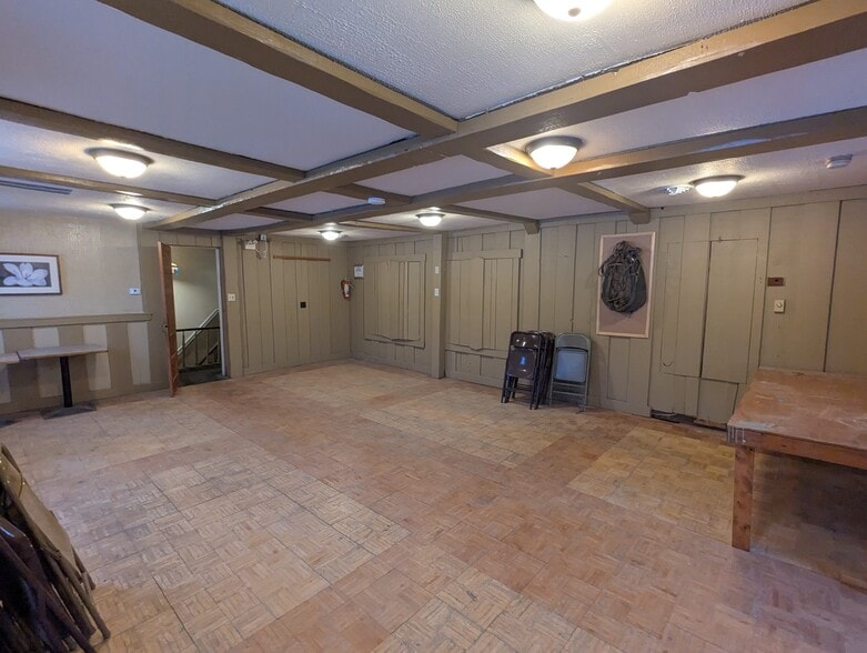 More Photos Of 17 Main St, Ballston Lake Restaurant For Lease
